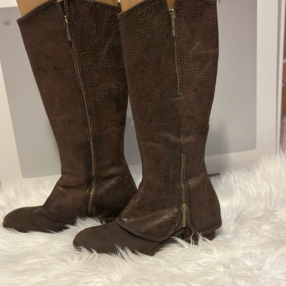BLACK FRIYAY!!Donald  Pliner, knee-high, genuine snake skin Brown worn with love - Picture 9 of 12